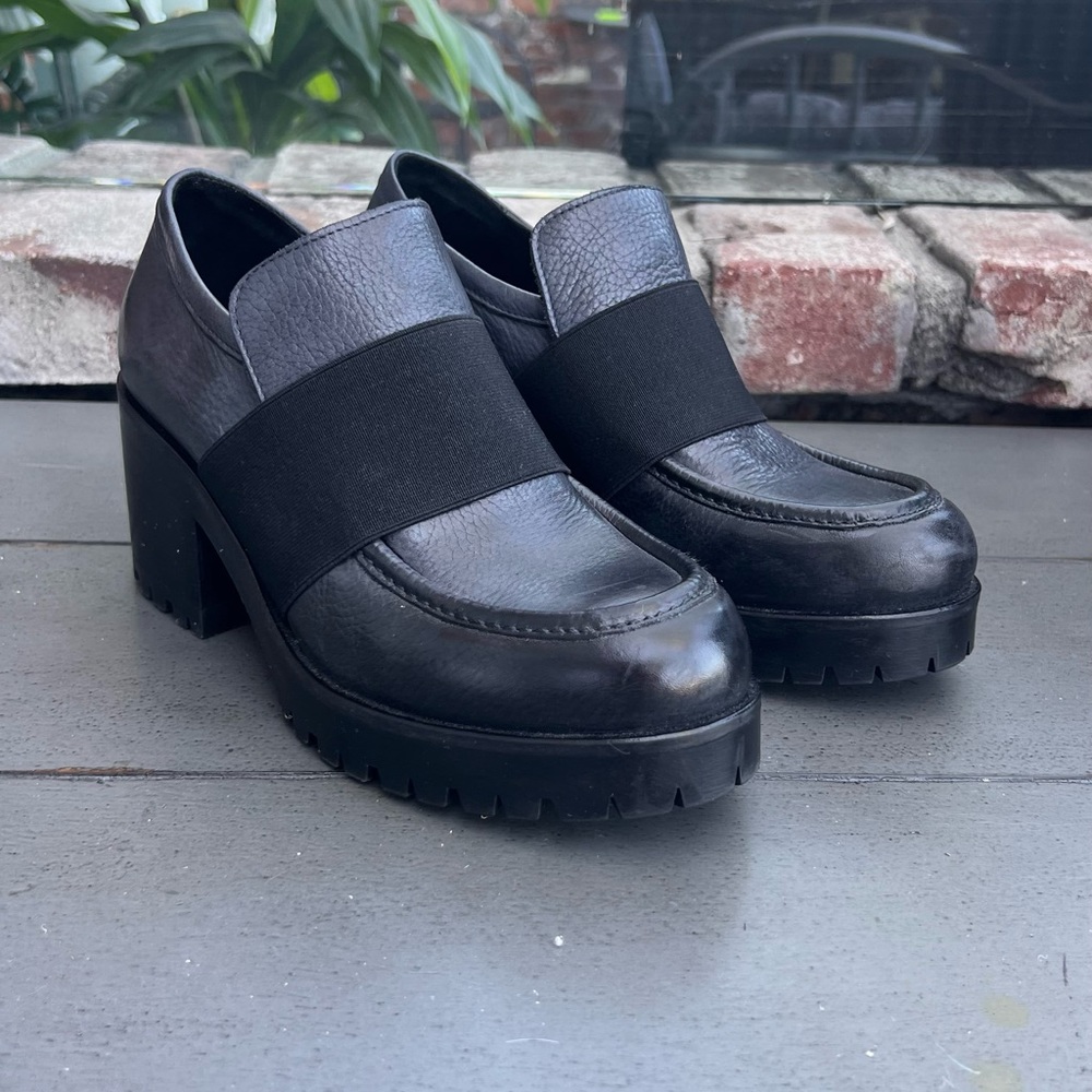 JFK gray/black Leather Platform loafers Made in Italy Shoes size 8